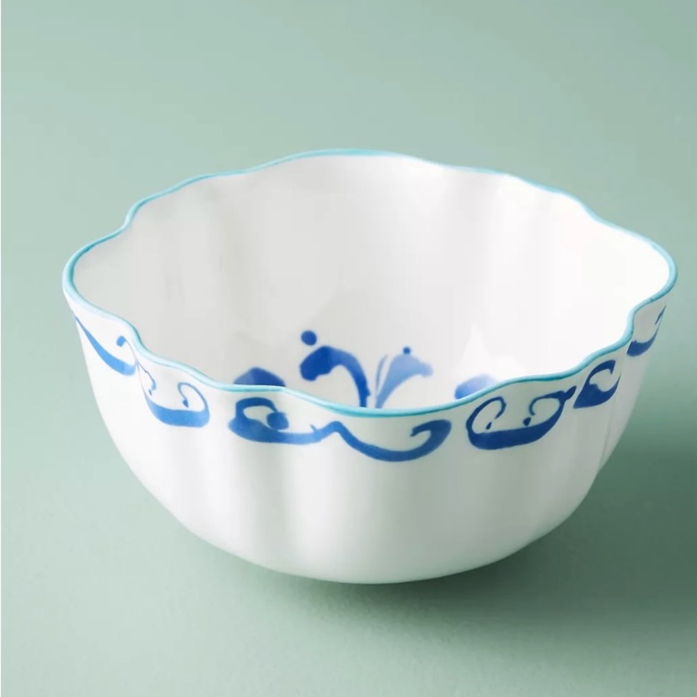 Hilde Phrase Bowl
Blue and White Scalloped Ceramic Bowl Set of 2
